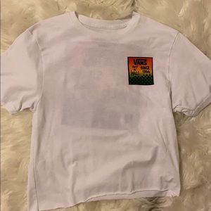 Cropped Vans shirt